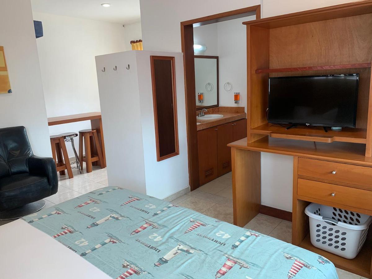 Xbulu-Ha Hotel Isla Mujeres Bagian luar foto